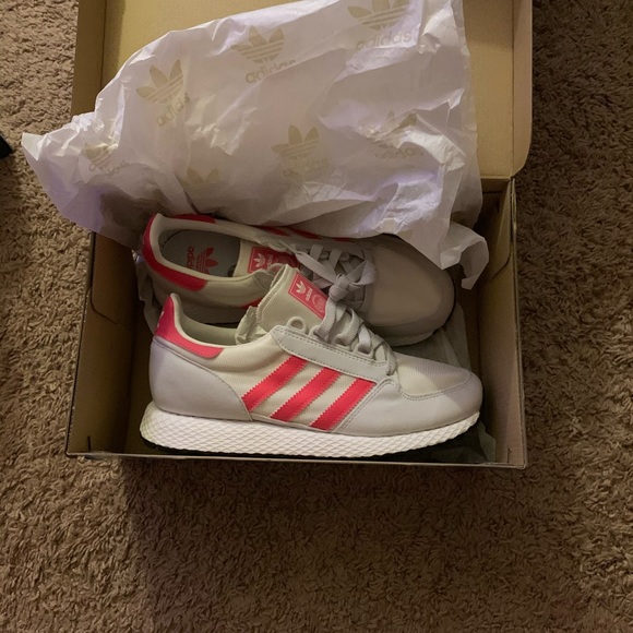 adidas forest grove size 8